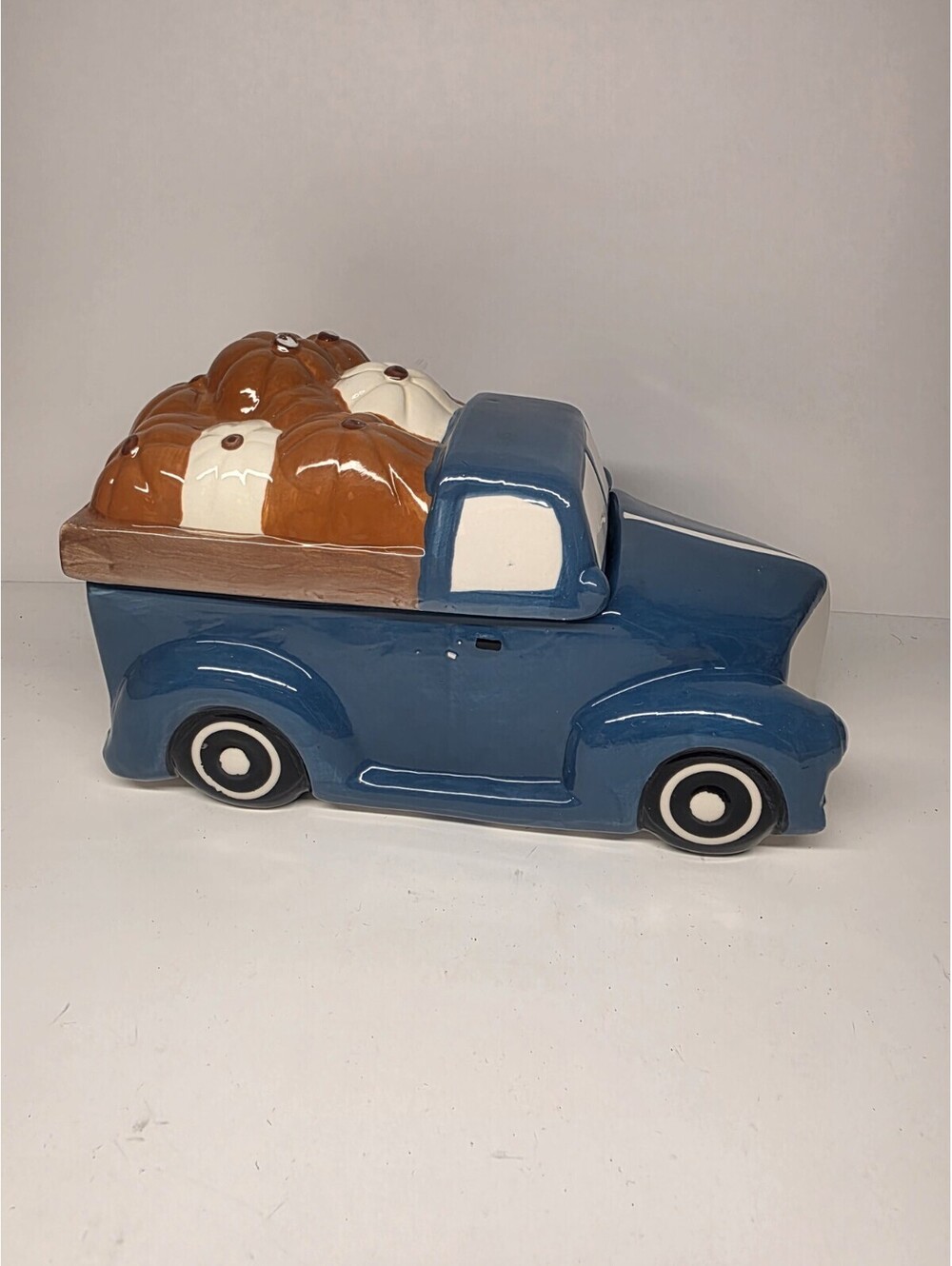 Autumn Harvest Decor Blue Farm Truck with Pumpkins Cookie Jar New With Defects